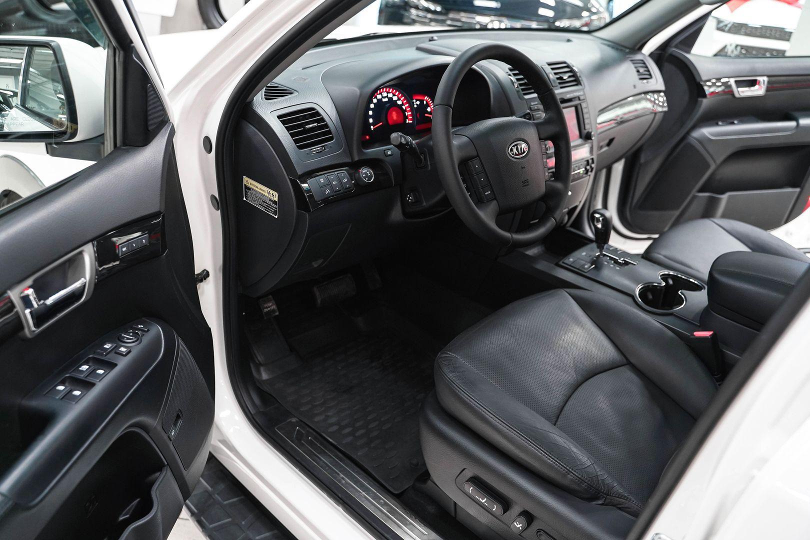 Kia Mohave 2012, белый, ДЦ Орехово