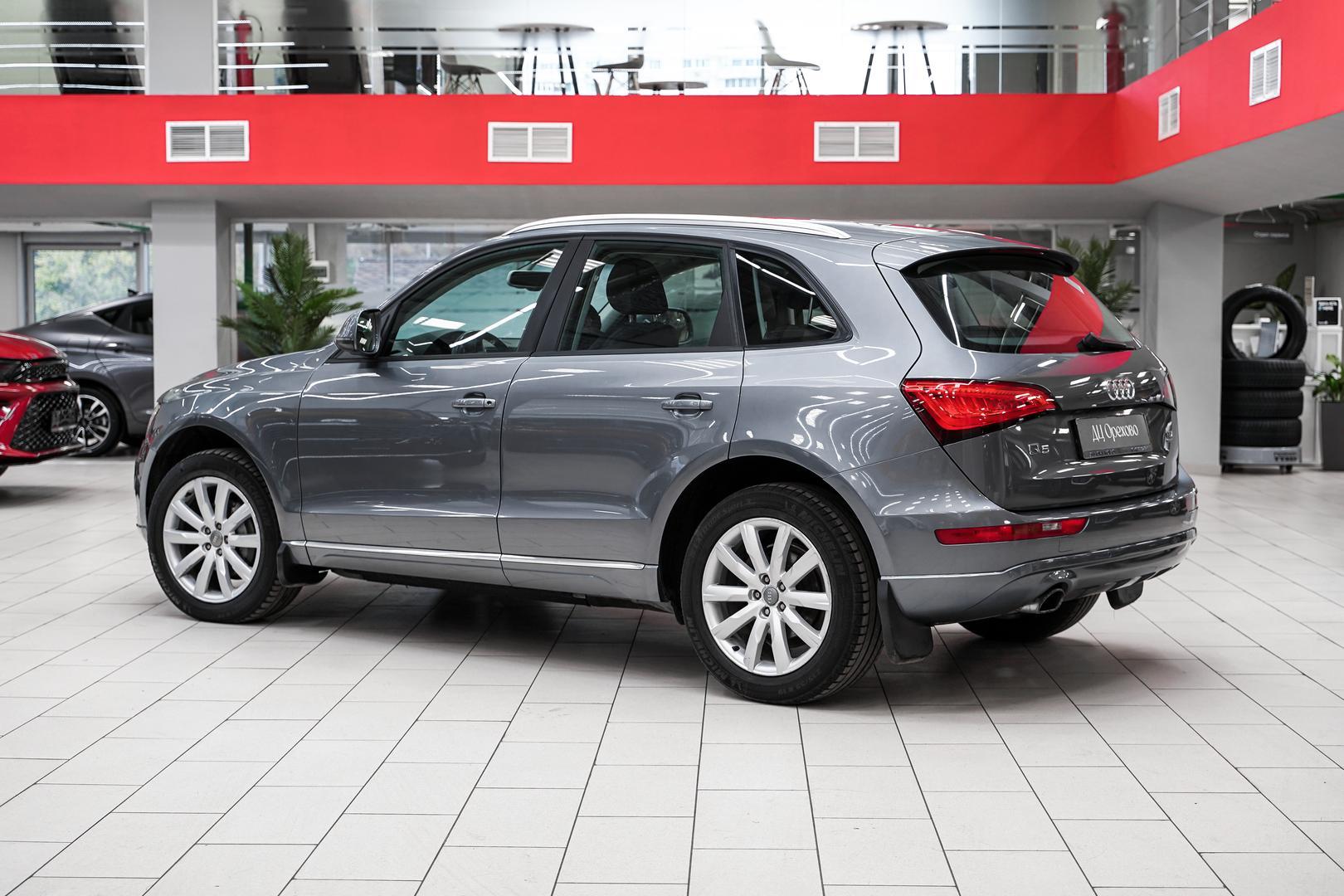 Audi Q5 2013, серый, ДЦ Орехово