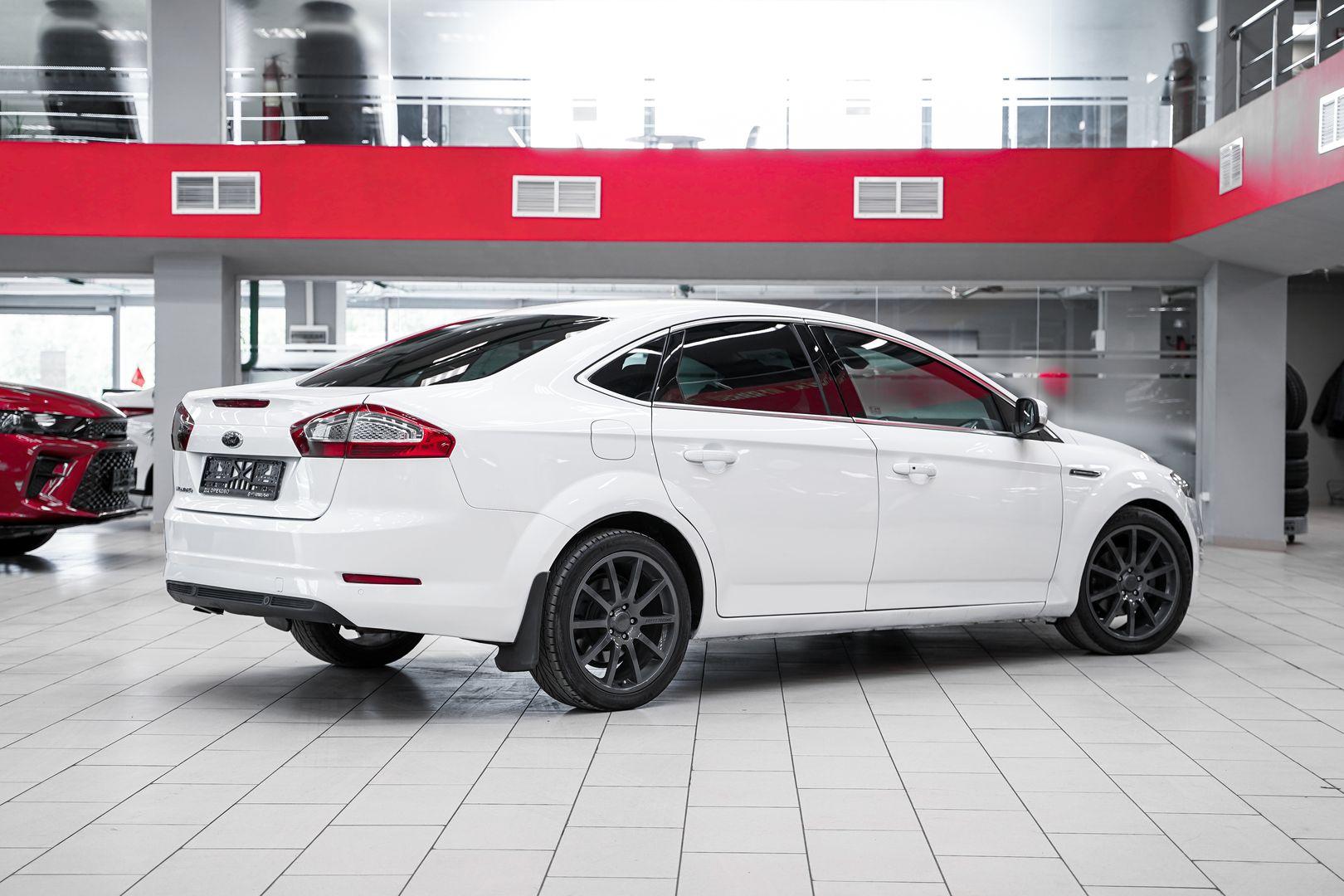Ford Mondeo 2012, белый, ДЦ Орехово