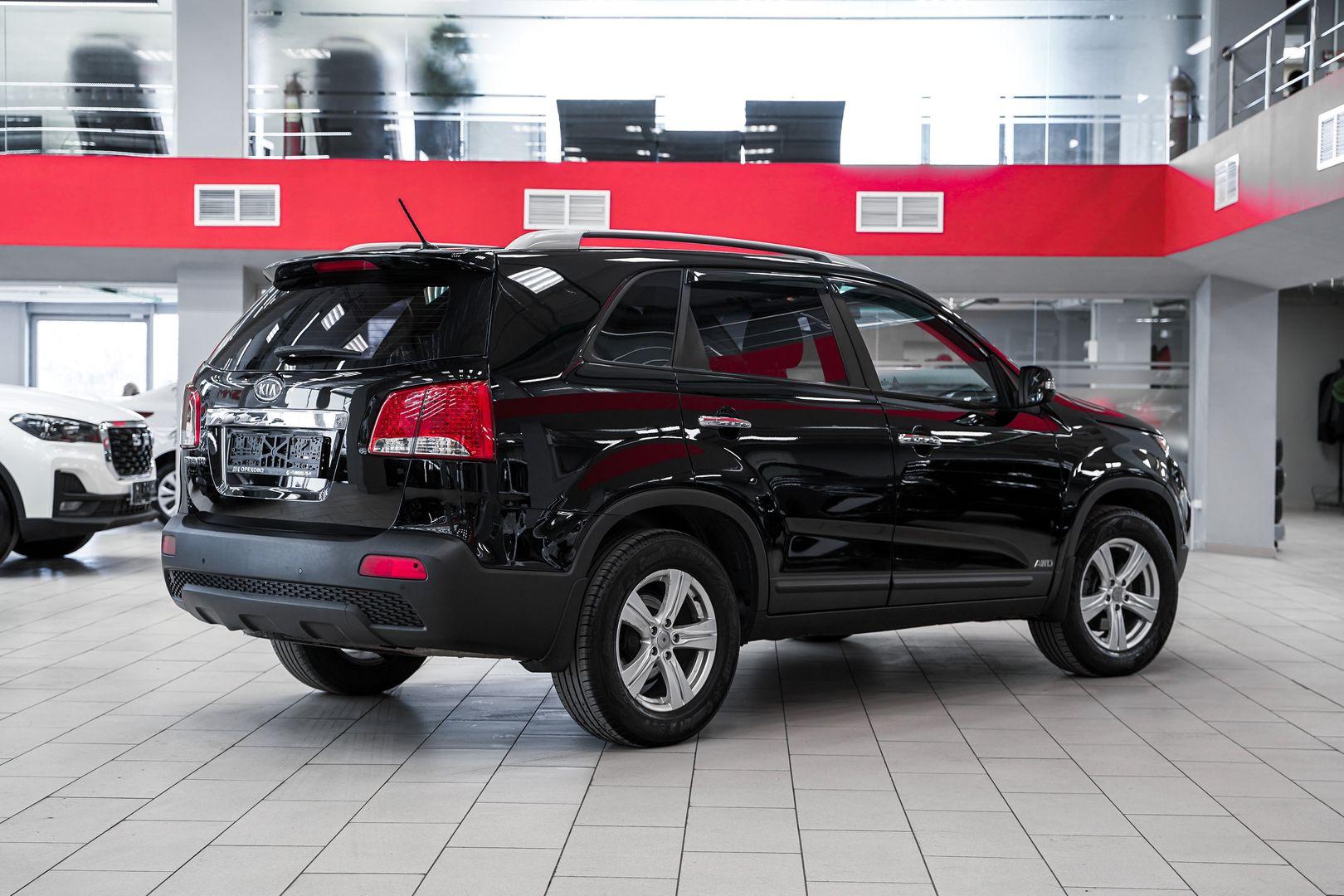 Kia Sorento 2012, черный, ДЦ Орехово