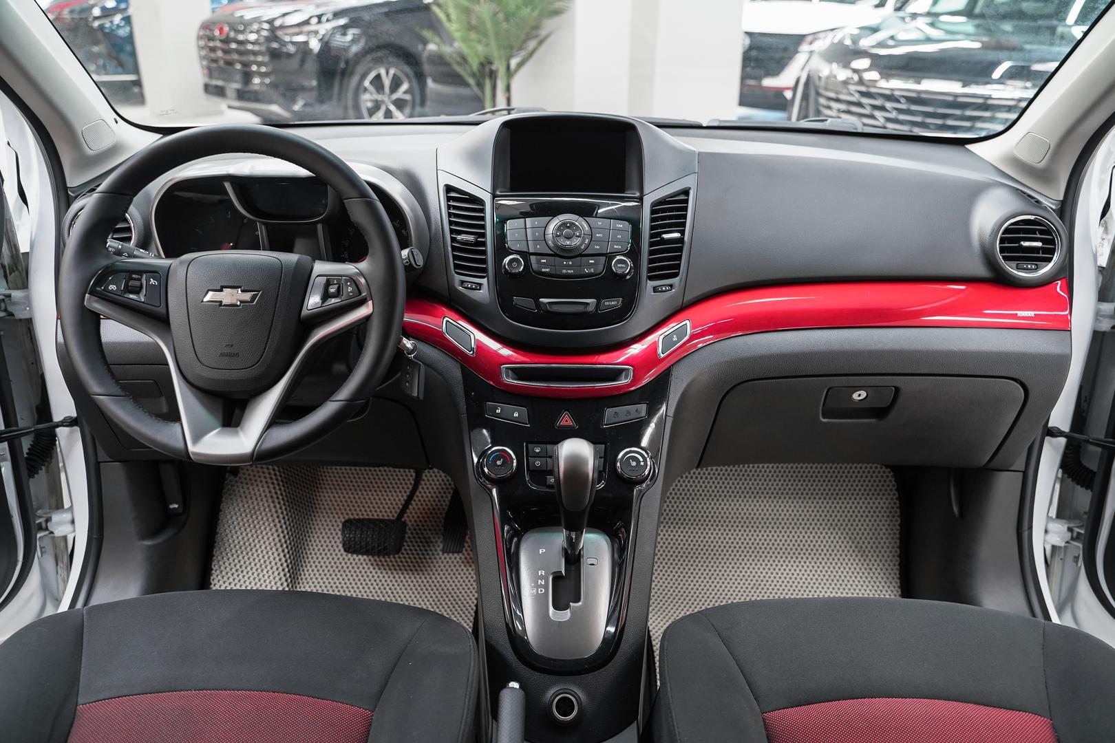 Chevrolet Orlando 2012, белый, ДЦ Орехово