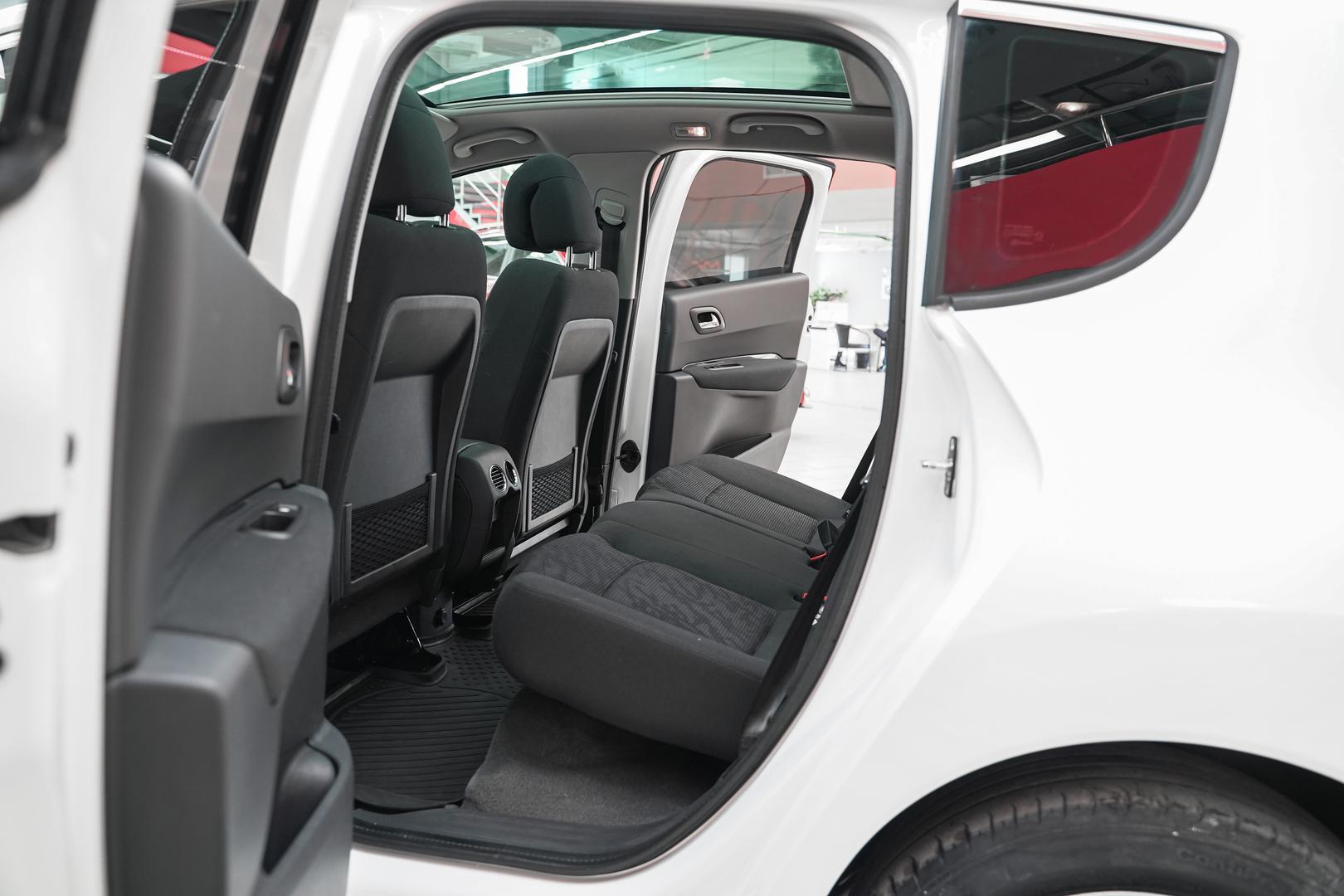 Peugeot 3008 2012, белый, ДЦ Орехово