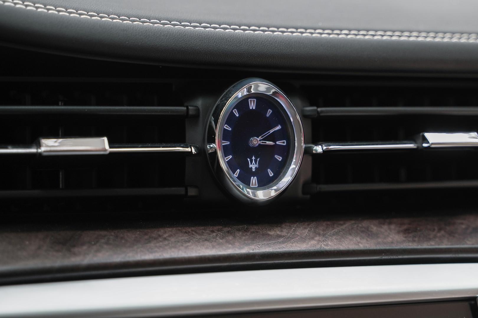Maserati Quattroporte 2015, пурпурный, ДЦ Орехово