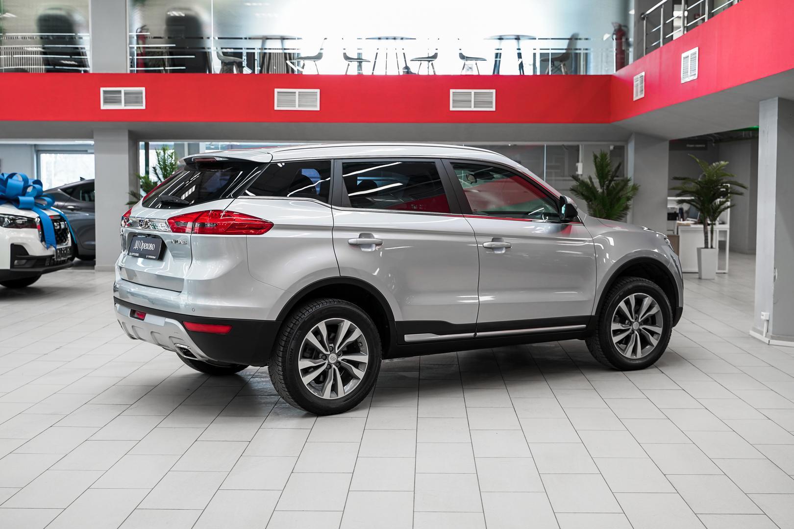 Geely Atlas 2021, серый, ДЦ Орехово