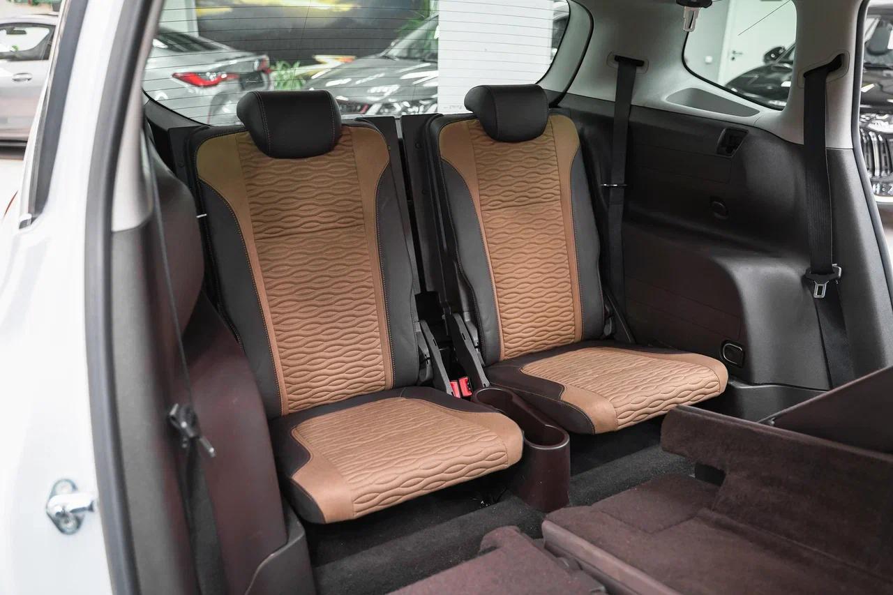 Opel Zafira 2013, белый, ДЦ Орехово