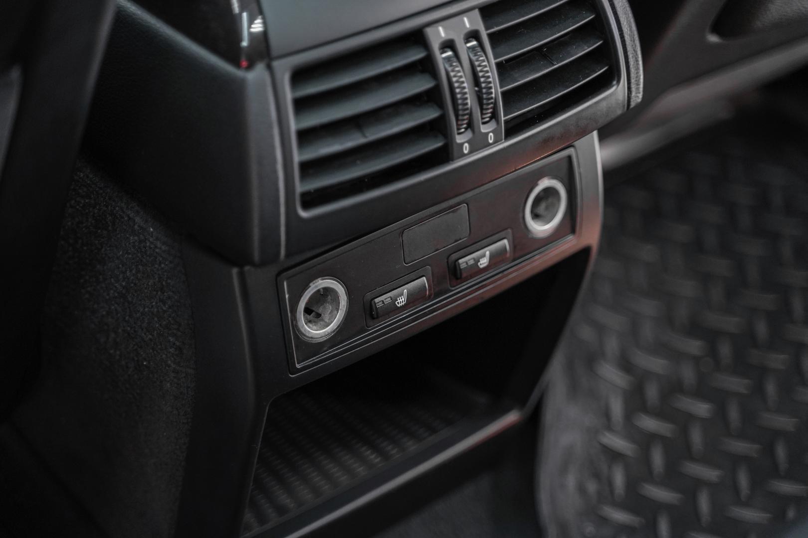 BMW X5 2011, черный, ДЦ Орехово