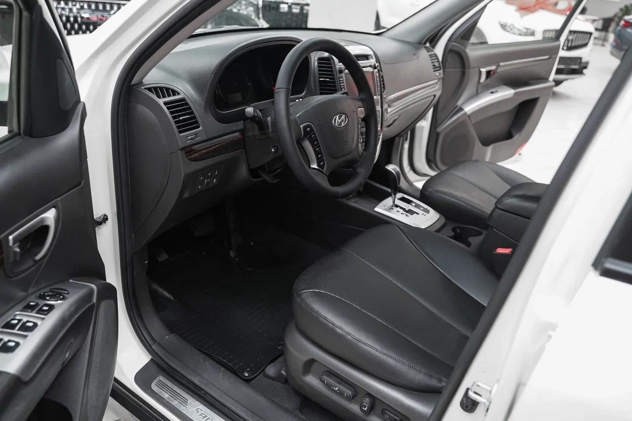 Hyundai Santa Fe 2011, белый, ДЦ Орехово