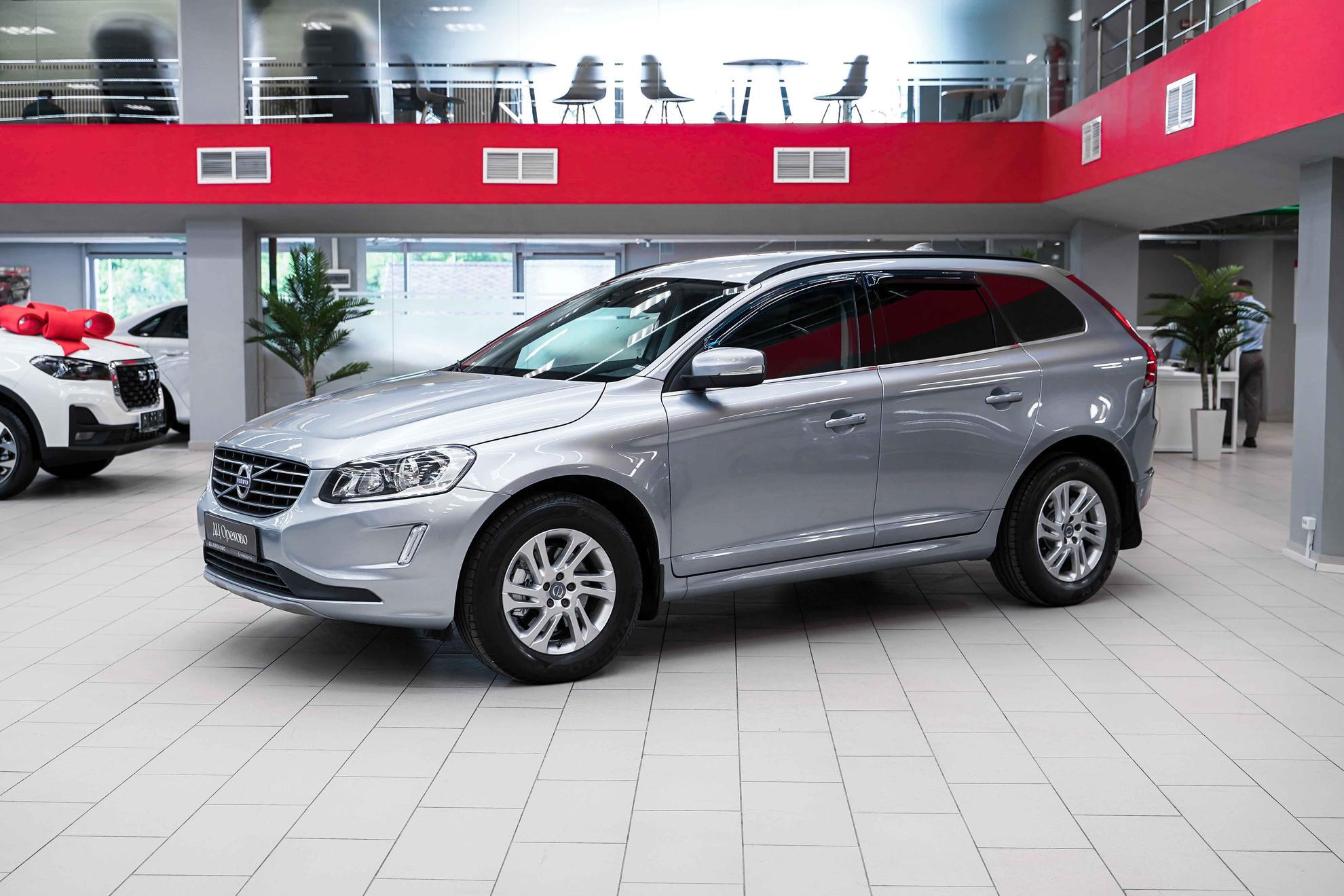 Volvo XC60 2015, серый, ДЦ Орехово
