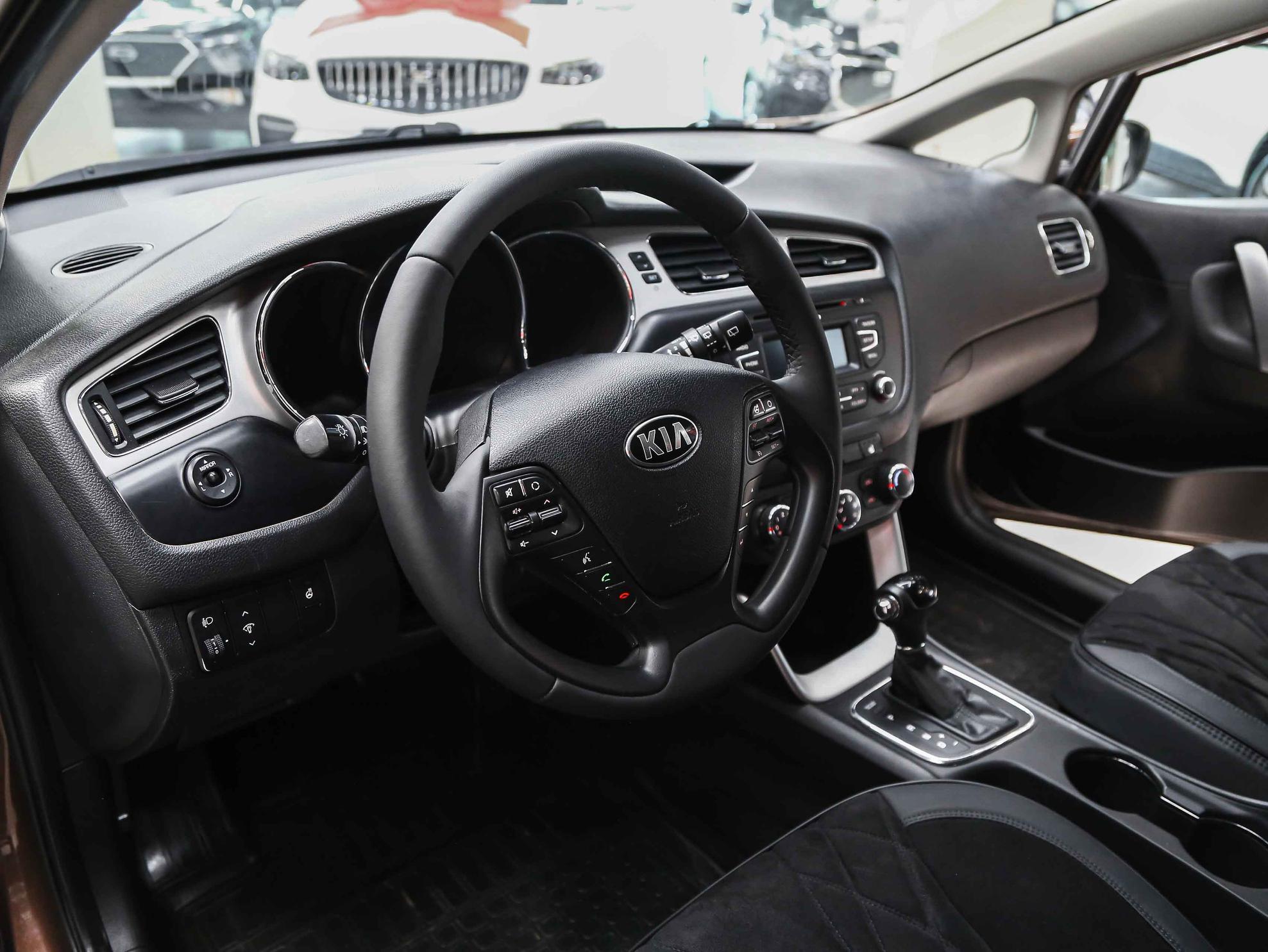 Kia Ceed 2013, коричневый, ДЦ Орехово
