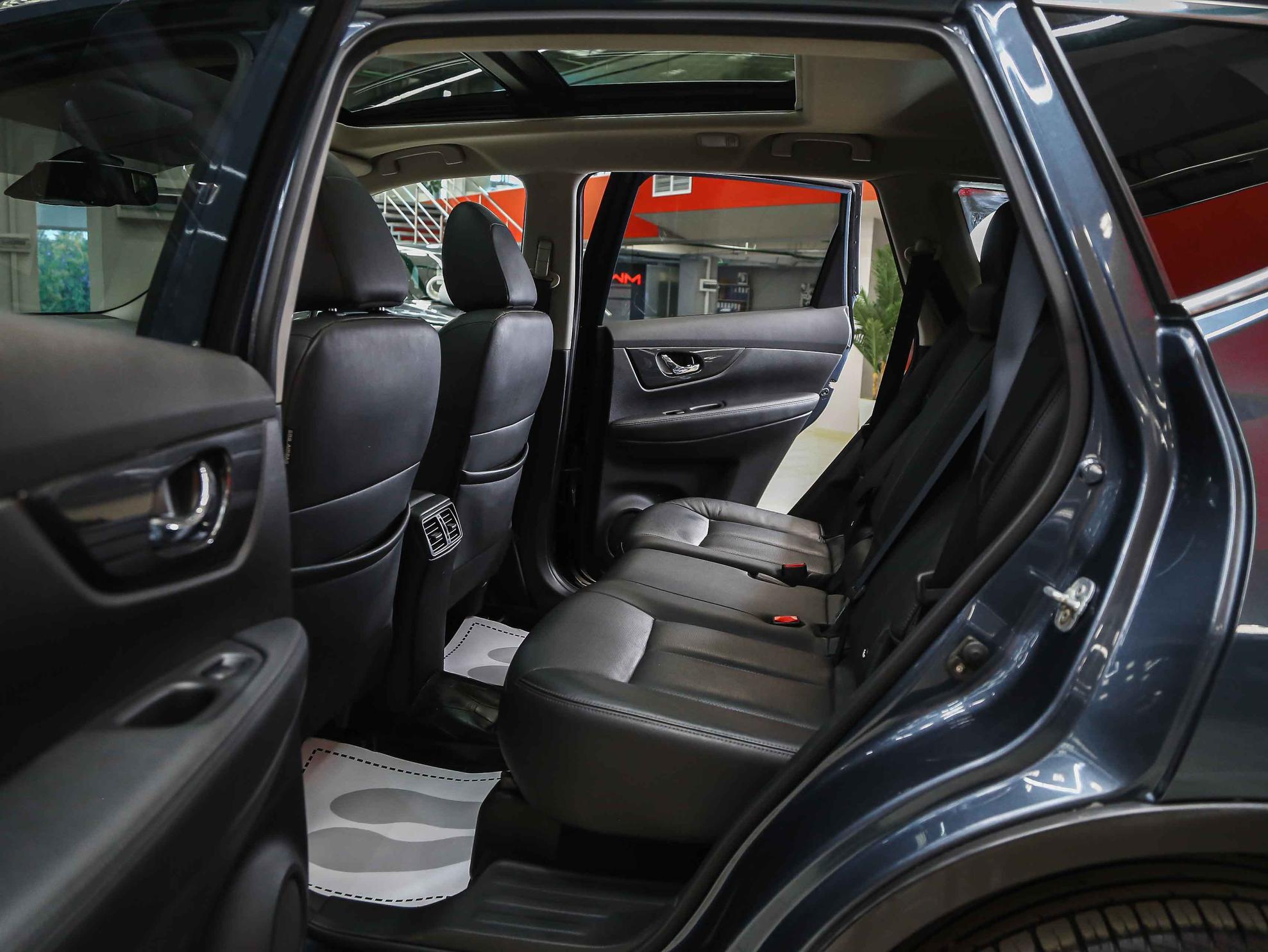 Nissan X-Trail 2018, синий, ДЦ Орехово