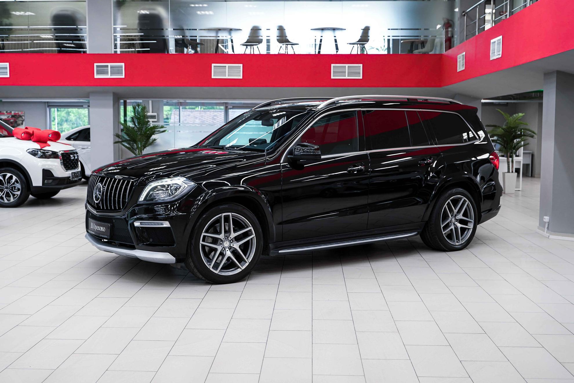 Mercedes-Benz GL-Класс 2015, черный, ДЦ Орехово