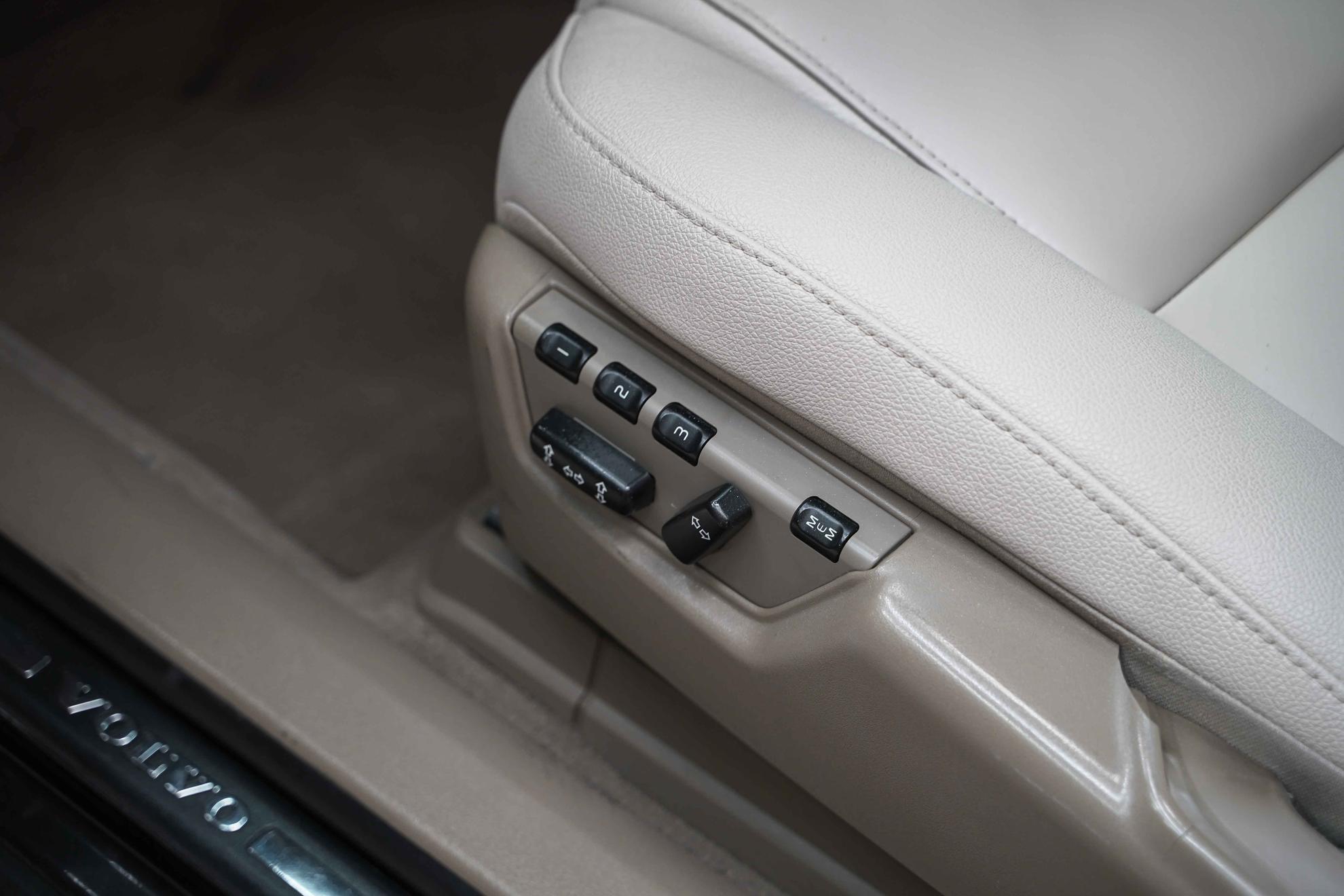 Volvo XC90 2008, черный, ДЦ Орехово