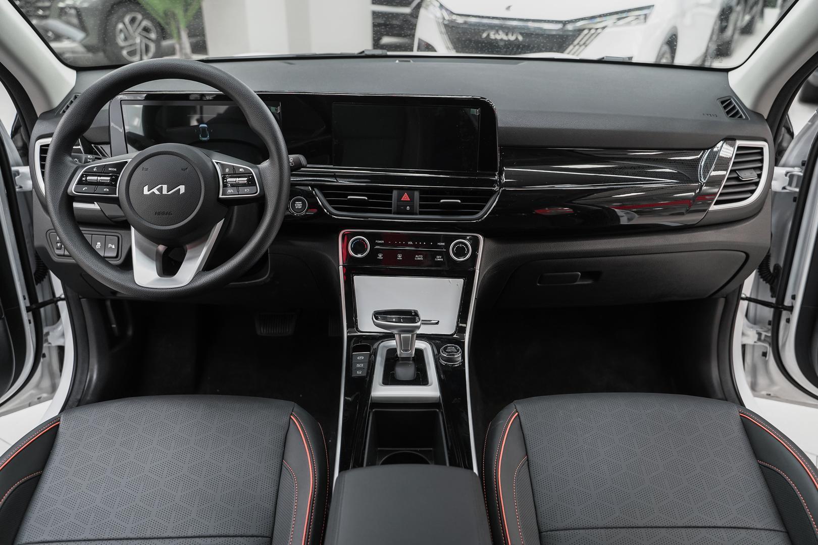 Kia Seltos 2026, белый, ДЦ Орехово