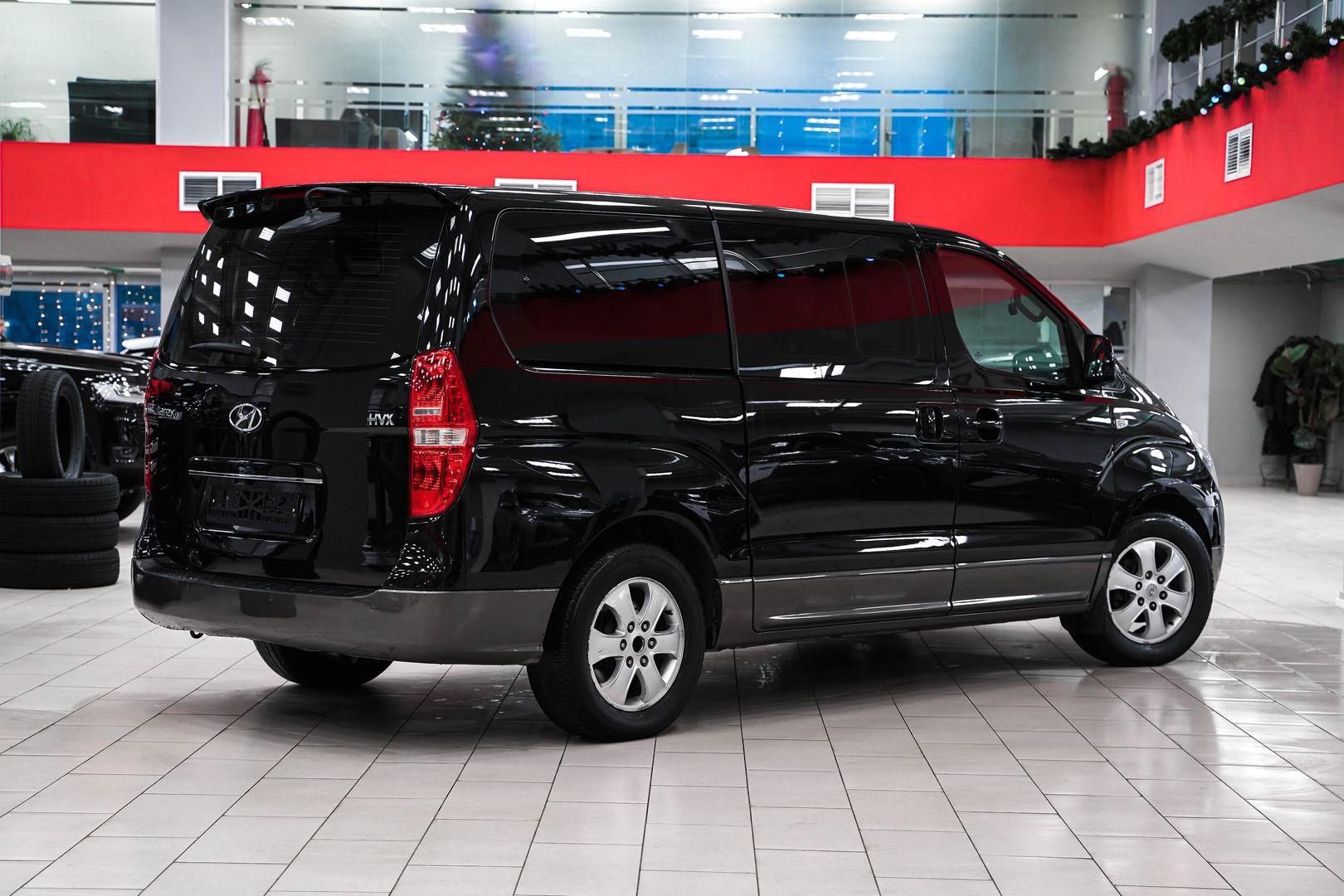 Hyundai Grand Starex 2012, черный, ДЦ Орехово