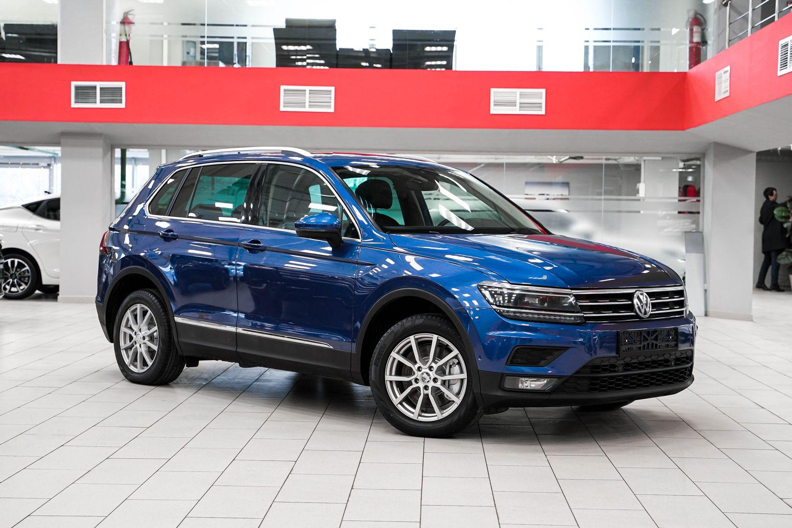 Volkswagen Tiguan 2019, синий, ДЦ Орехово