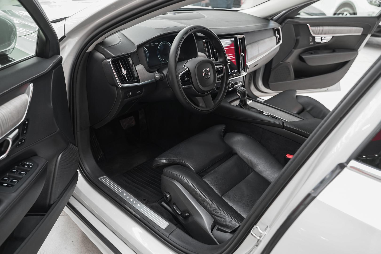 Volvo S90 2020, серый, ДЦ Орехово