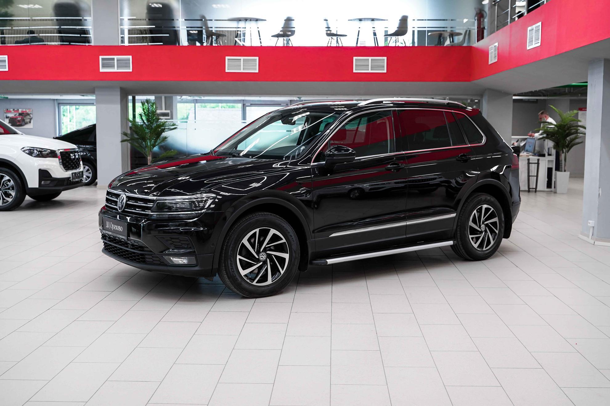 Volkswagen Tiguan 2018, черный, ДЦ Орехово