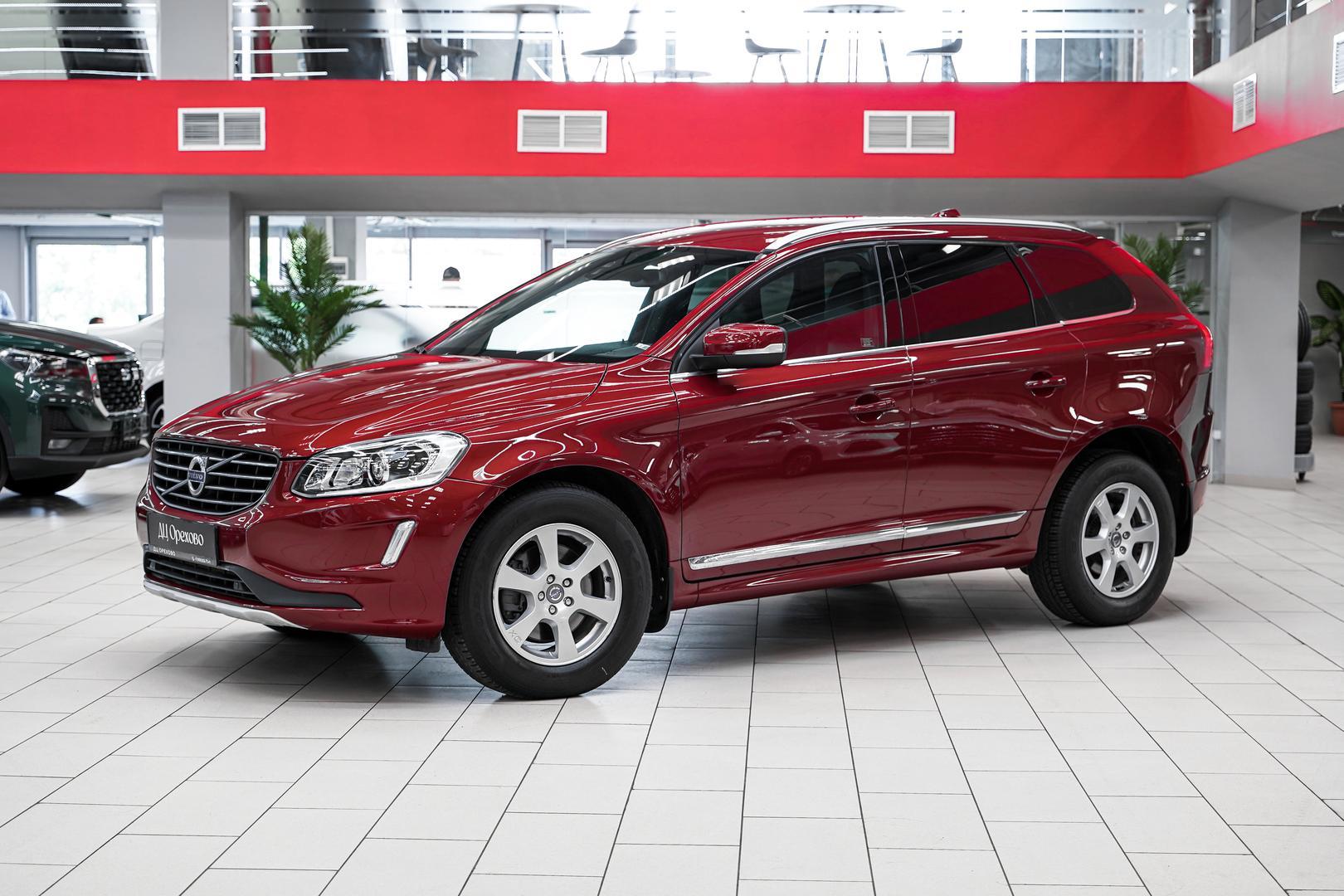 Volvo XC60 2013, красный, ДЦ Орехово