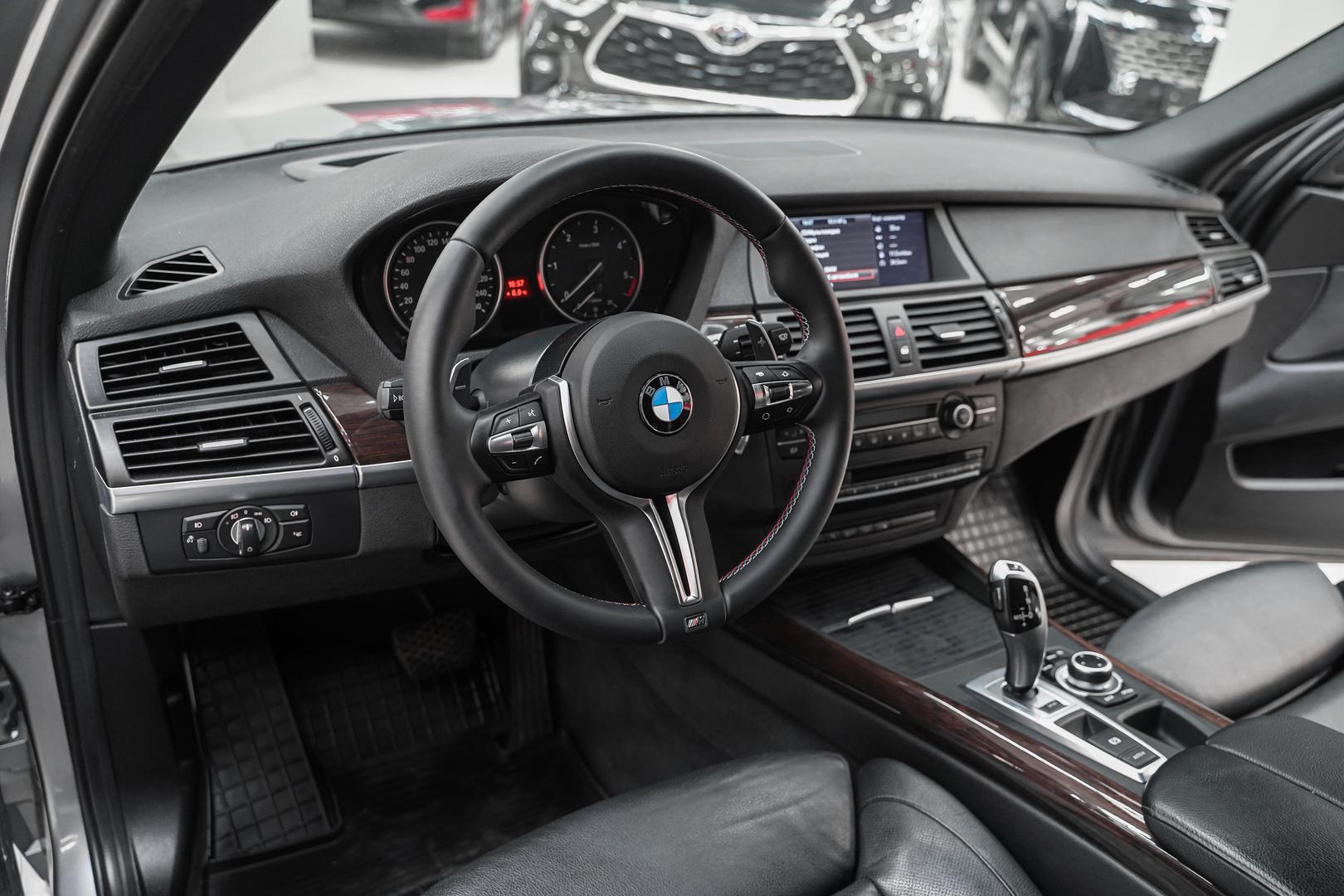 BMW X5 2011, серый, ДЦ Орехово