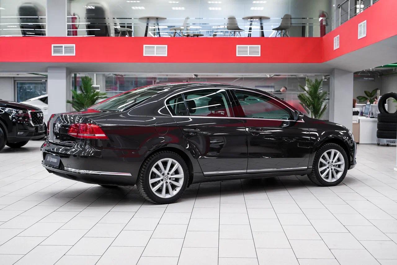Volkswagen Passat 2013, коричневый, ДЦ Орехово