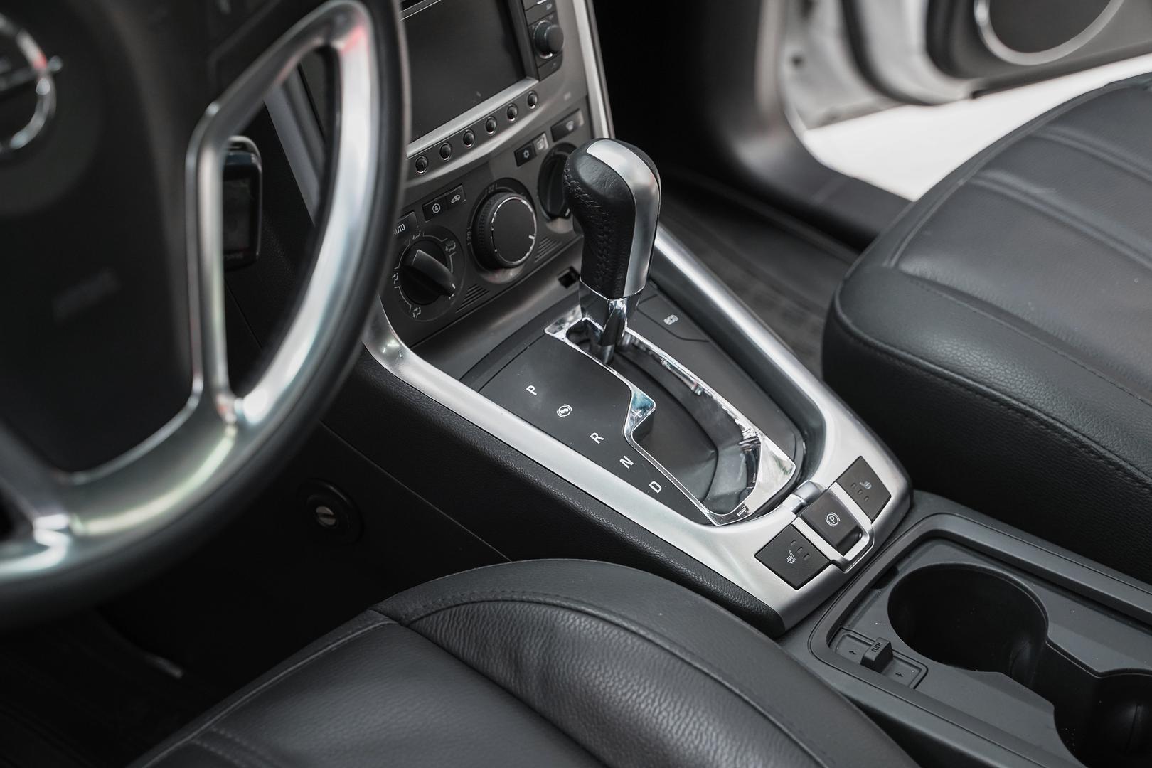 Opel Antara 2013, белый, ДЦ Орехово