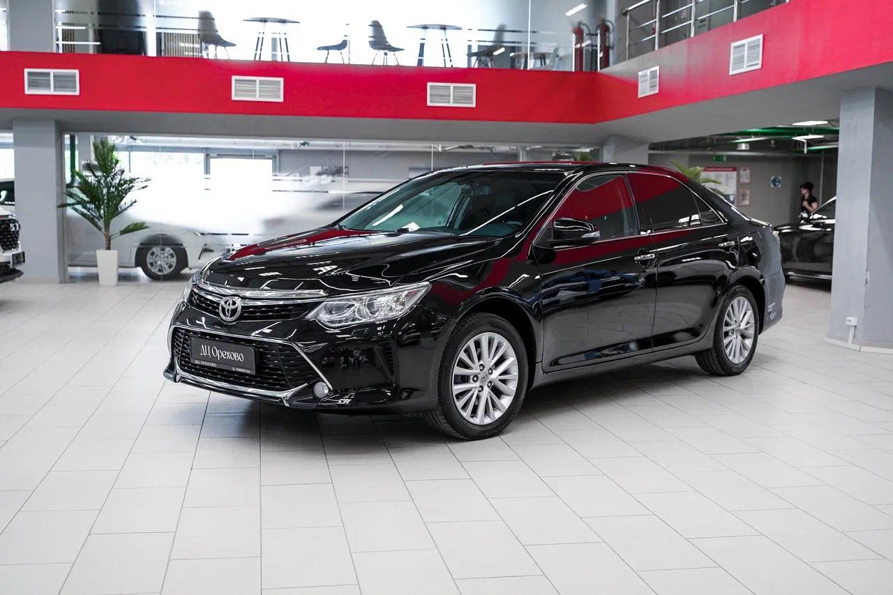 Toyota Camry 2015, черный, ДЦ Орехово