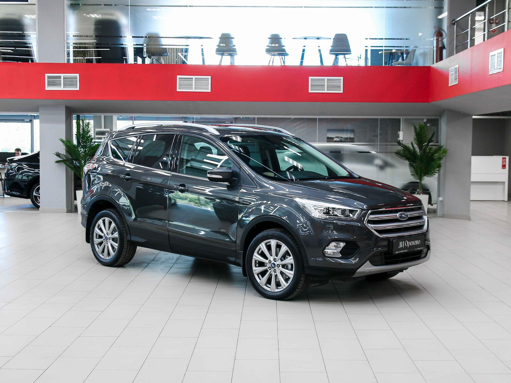 Ford Kuga 2017, серый, ДЦ Орехово