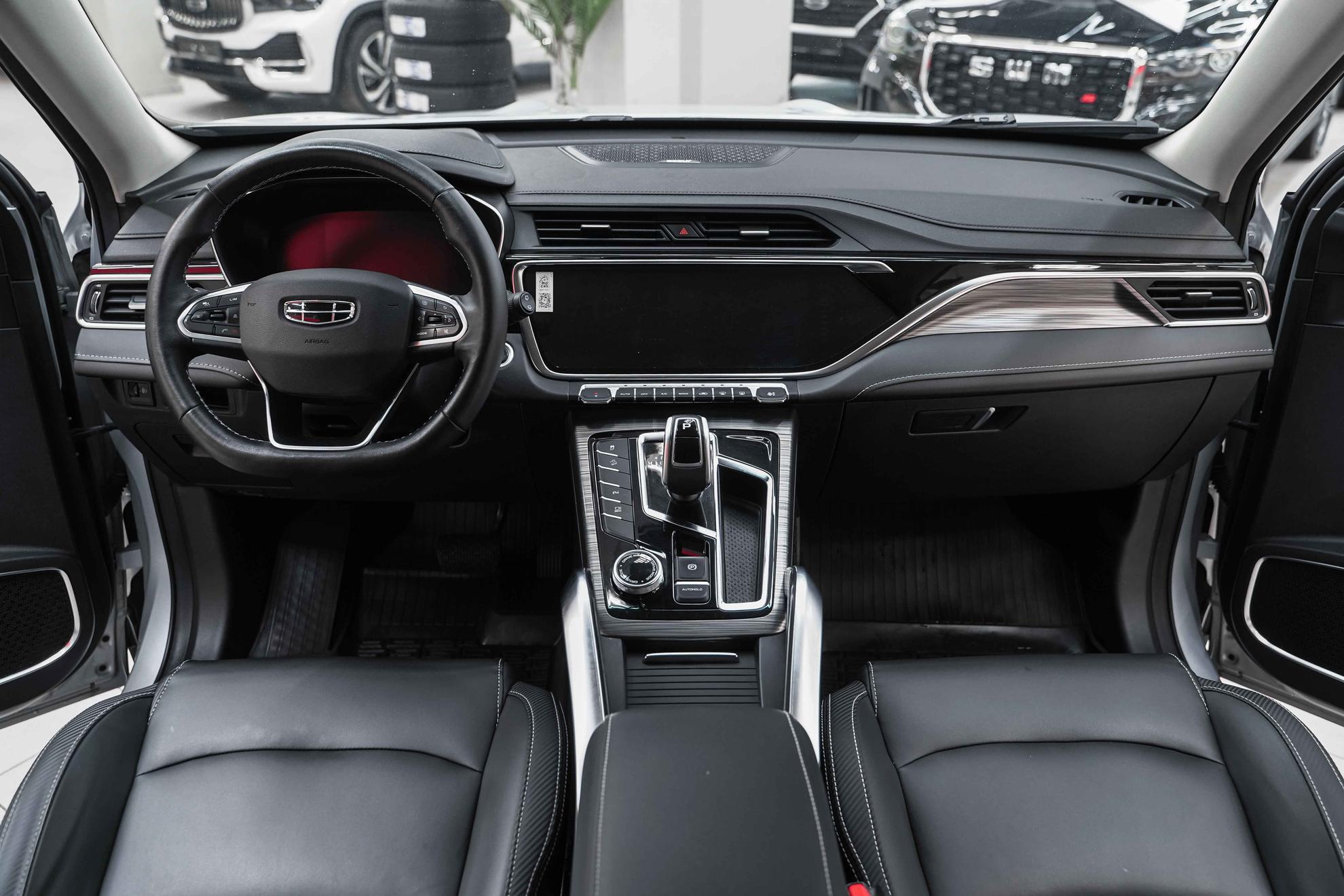 Geely Atlas Pro 2021, серый, ДЦ Орехово