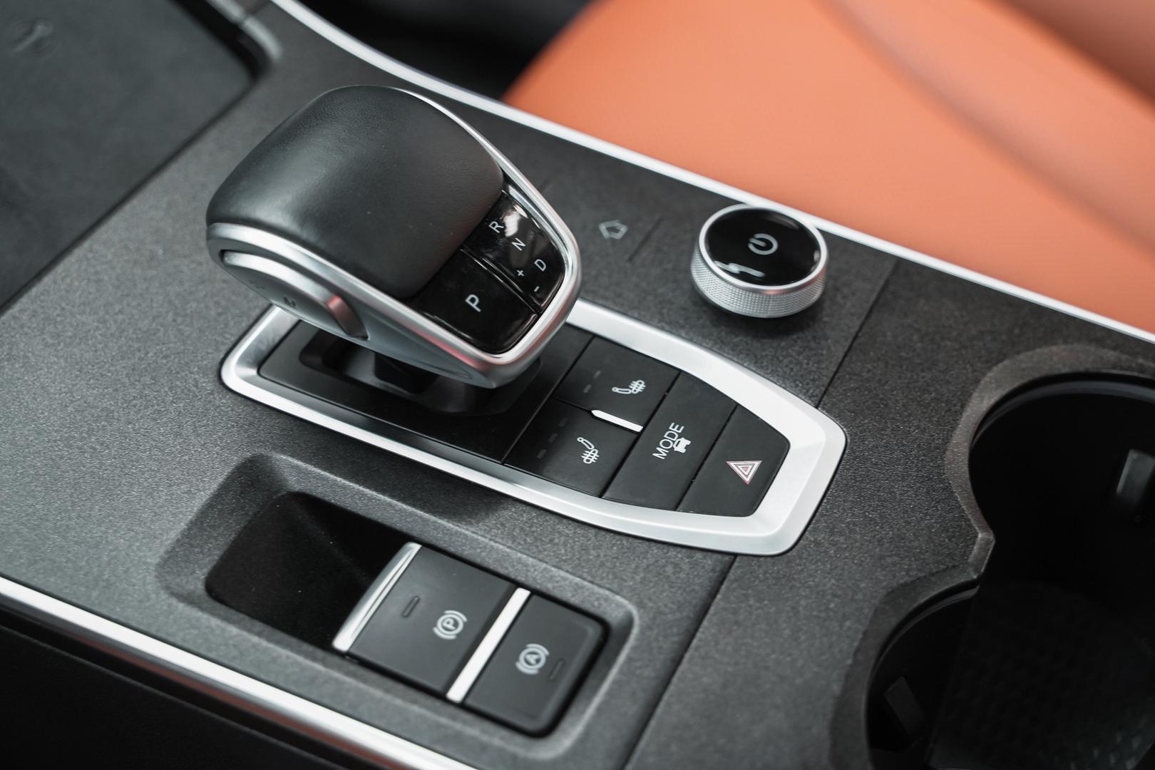 Omoda C5 2023, белый, ДЦ Орехово