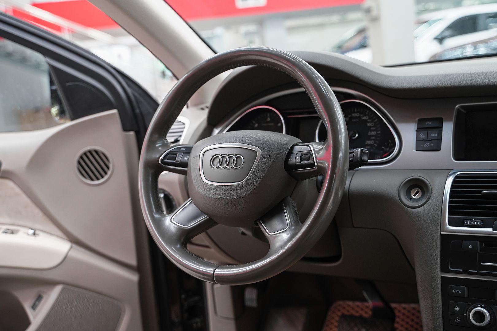 Audi Q7 2014, коричневый, ДЦ Орехово
