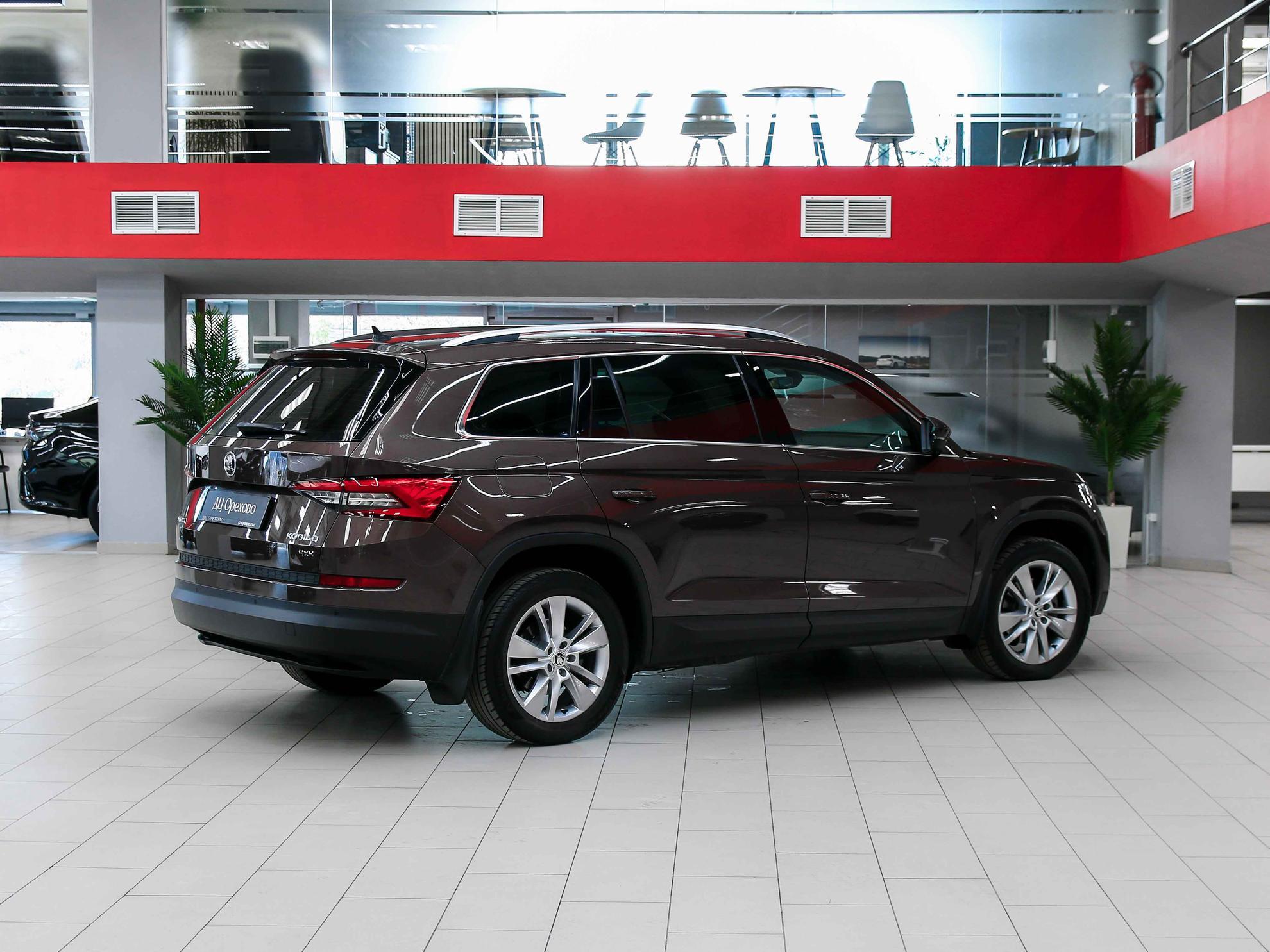 Skoda Kodiaq 2019, коричневый, ДЦ Орехово