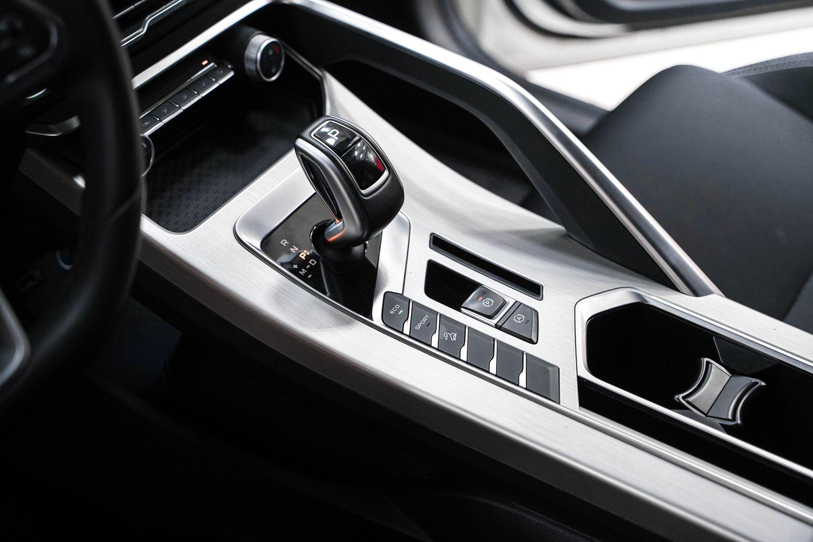 Geely Coolray 2021, белый, ДЦ Орехово