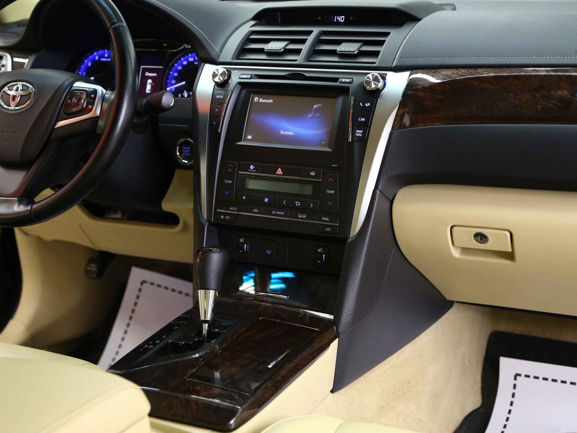 Toyota Camry 2015, серый, ДЦ Орехово