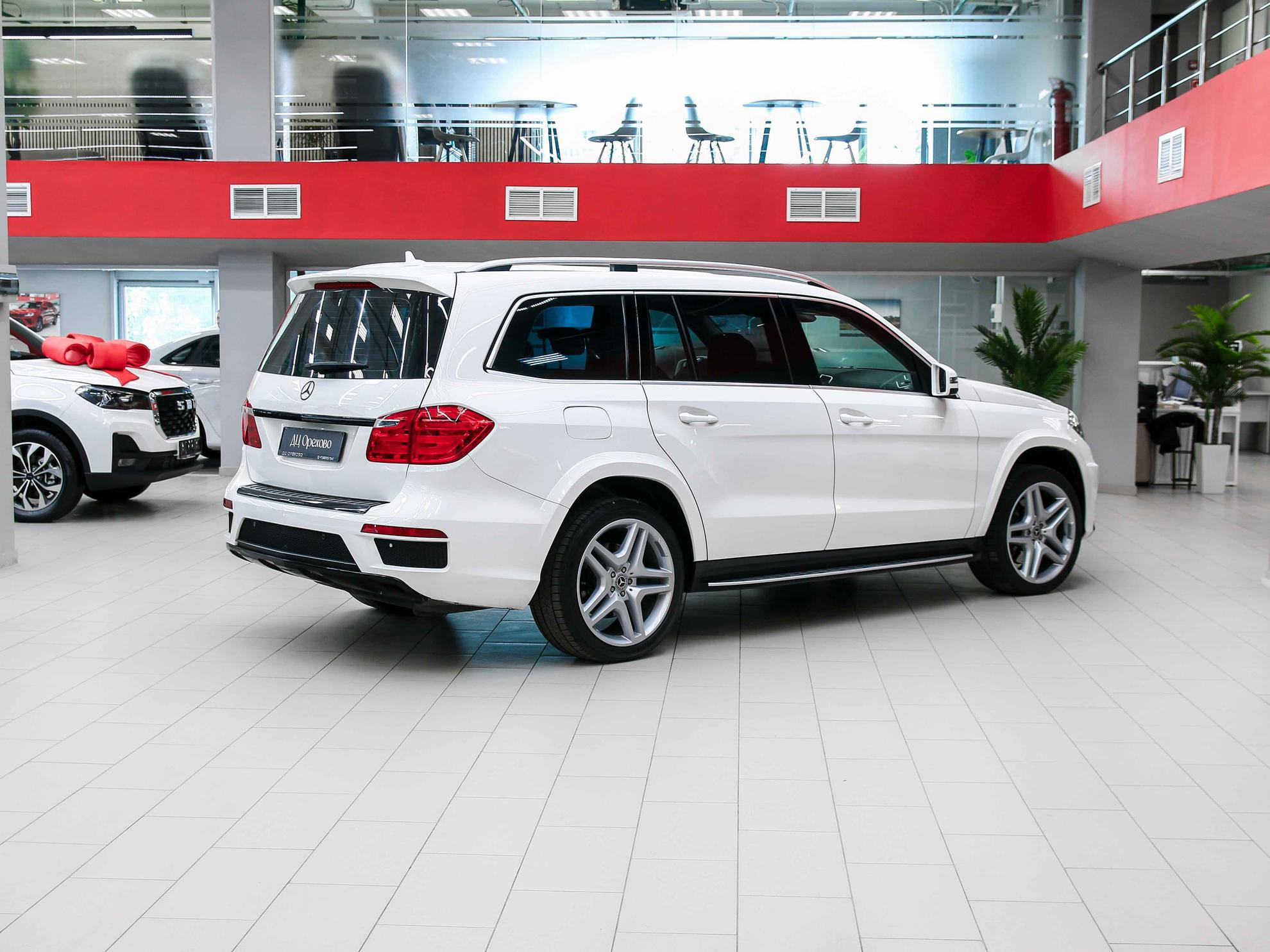 Mercedes-Benz GL-Класс 2014, белый, ДЦ Орехово
