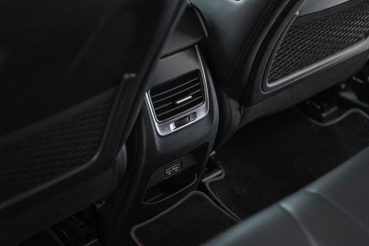 Geely Atlas 2019, серый, ДЦ Орехово