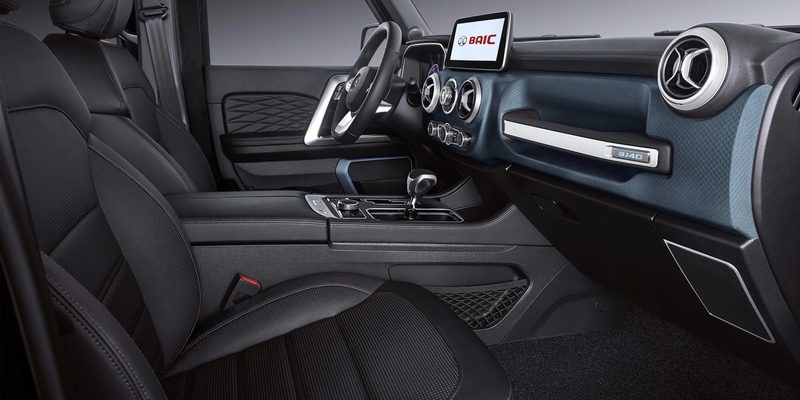 BAIC BJ40, салон синего цвета