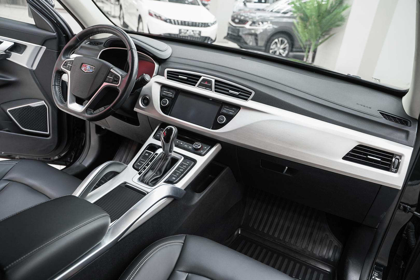 Geely Atlas 2022, черный, ДЦ Орехово