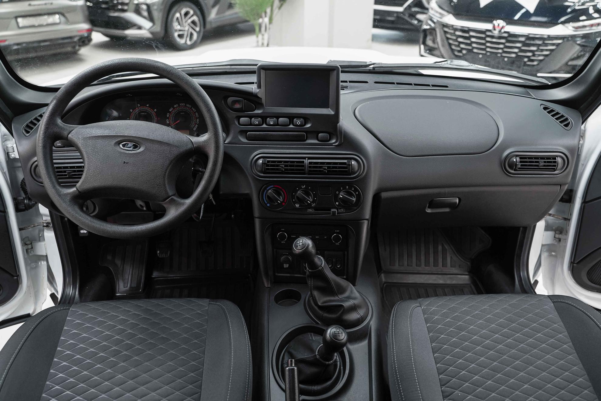 LADA (ВАЗ) Niva Travel 2023, белый, ДЦ Орехово