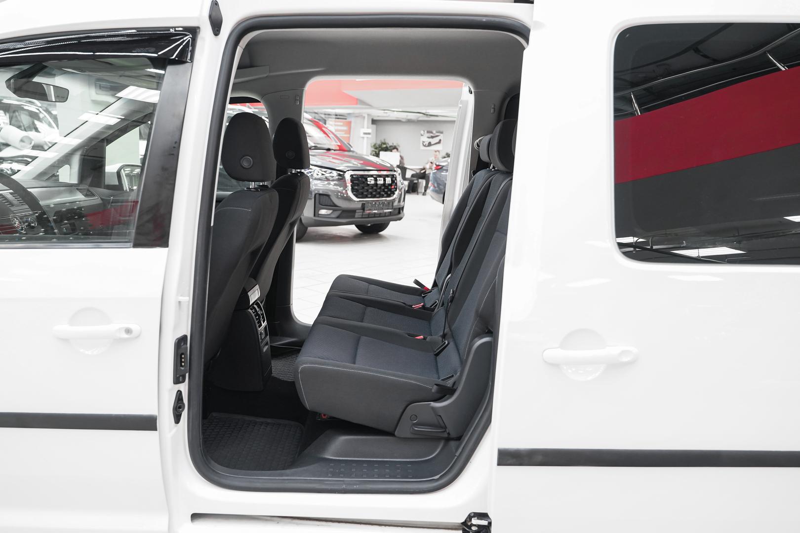 Volkswagen Caddy 2018, белый, ДЦ Орехово