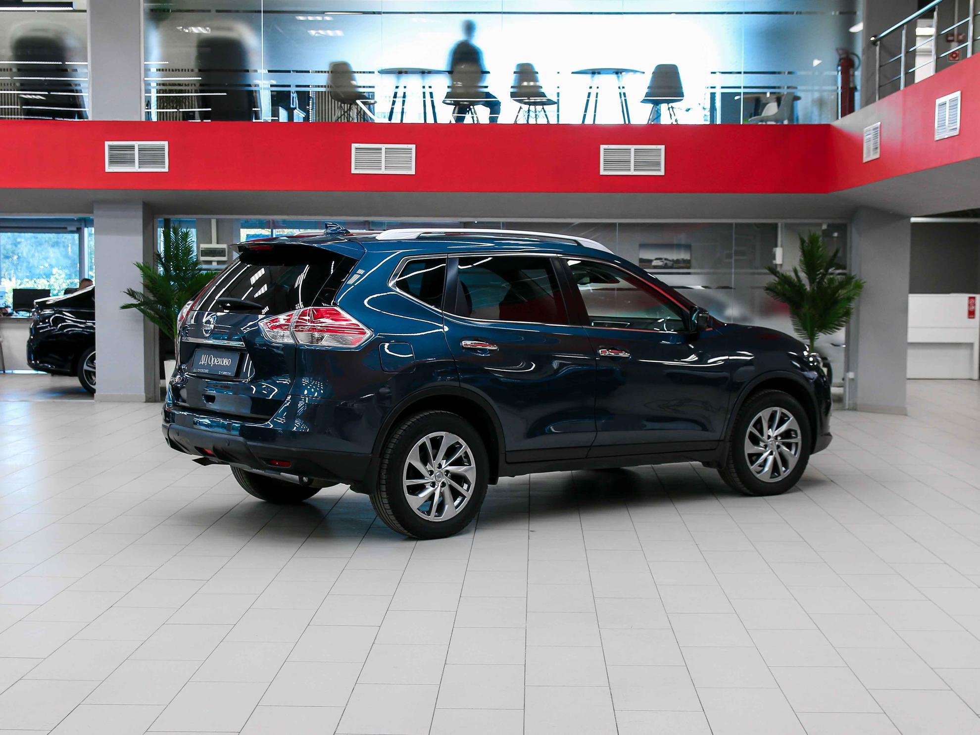 Nissan X-Trail 2018, синий, ДЦ Орехово