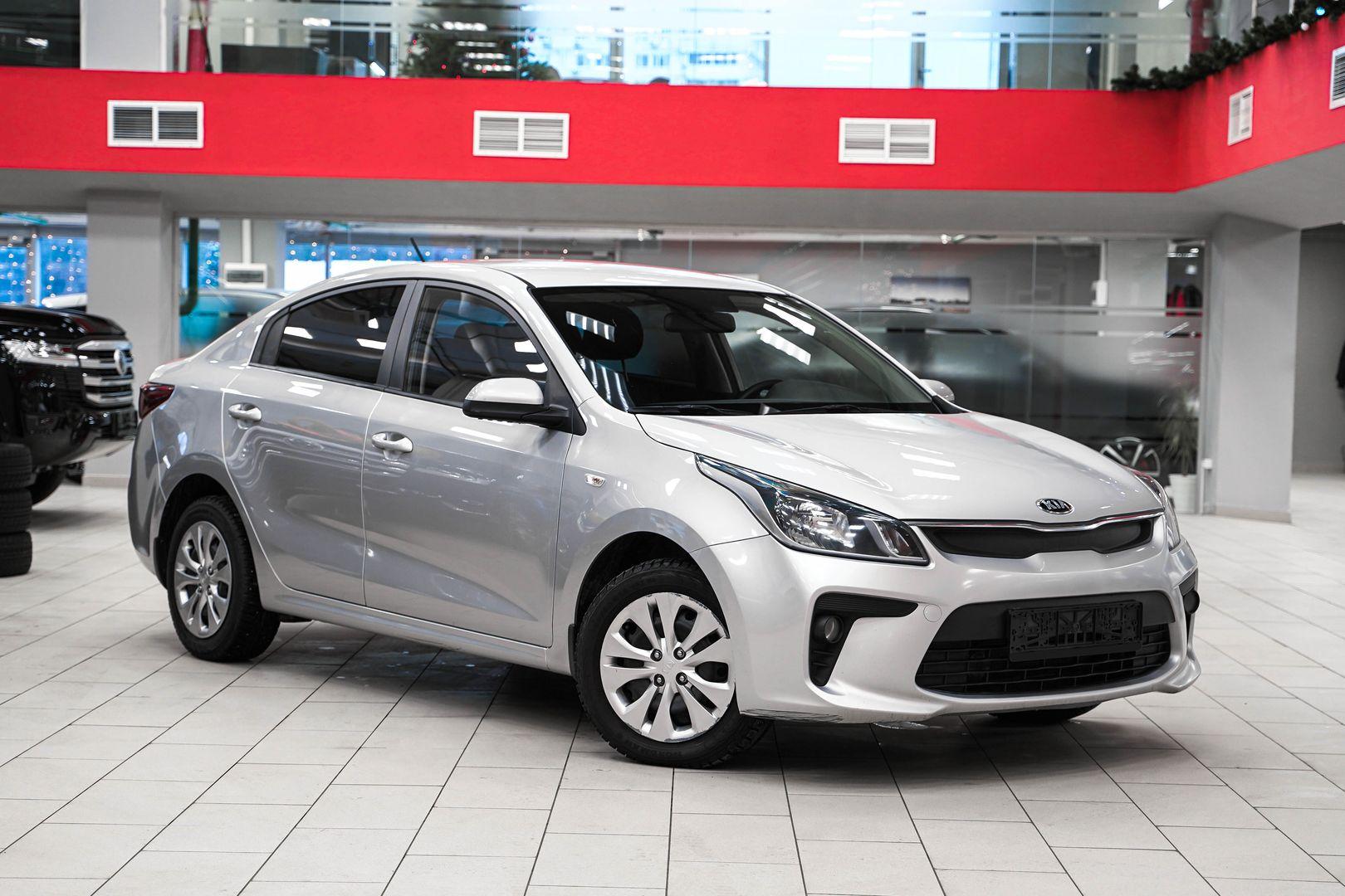 Kia Rio 2017, серебряный, ДЦ Орехово