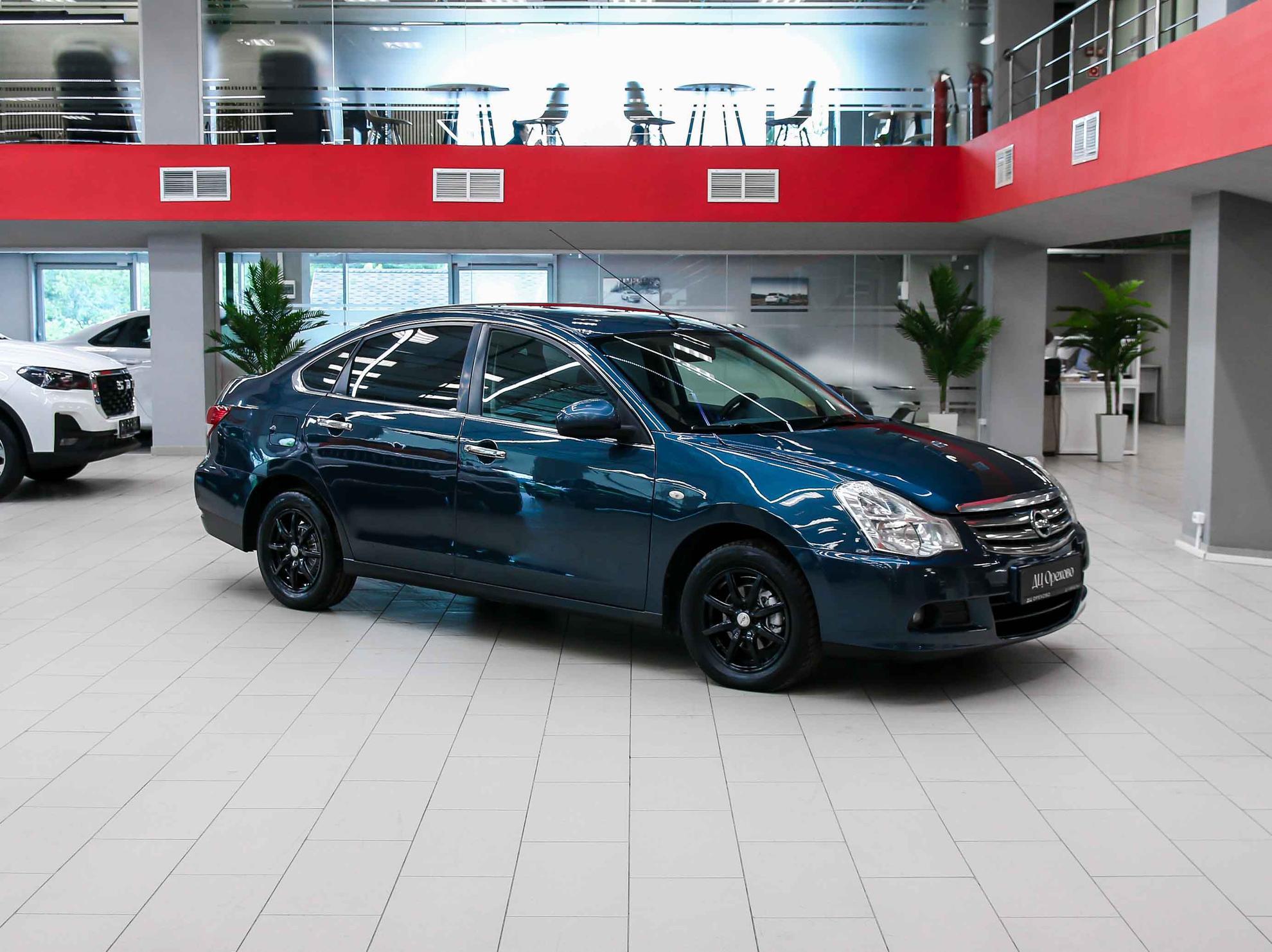 Nissan Almera 2017, синий, ДЦ Орехово