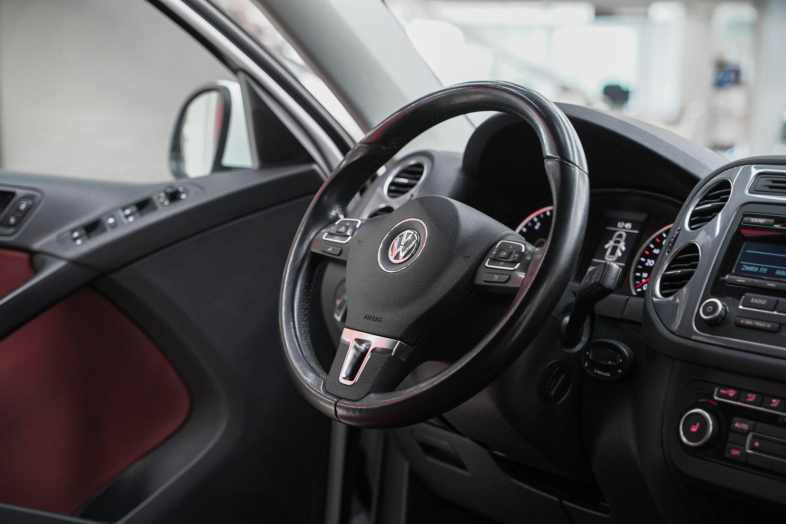 Volkswagen Tiguan 2014, белый, ДЦ Орехово