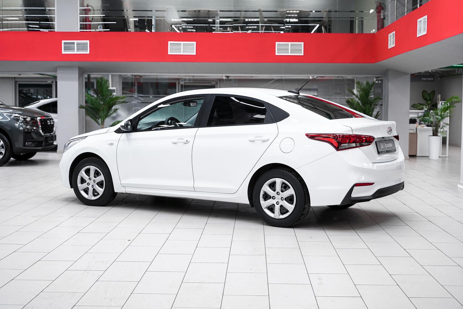 Hyundai Solaris 2017, белый, ДЦ Орехово