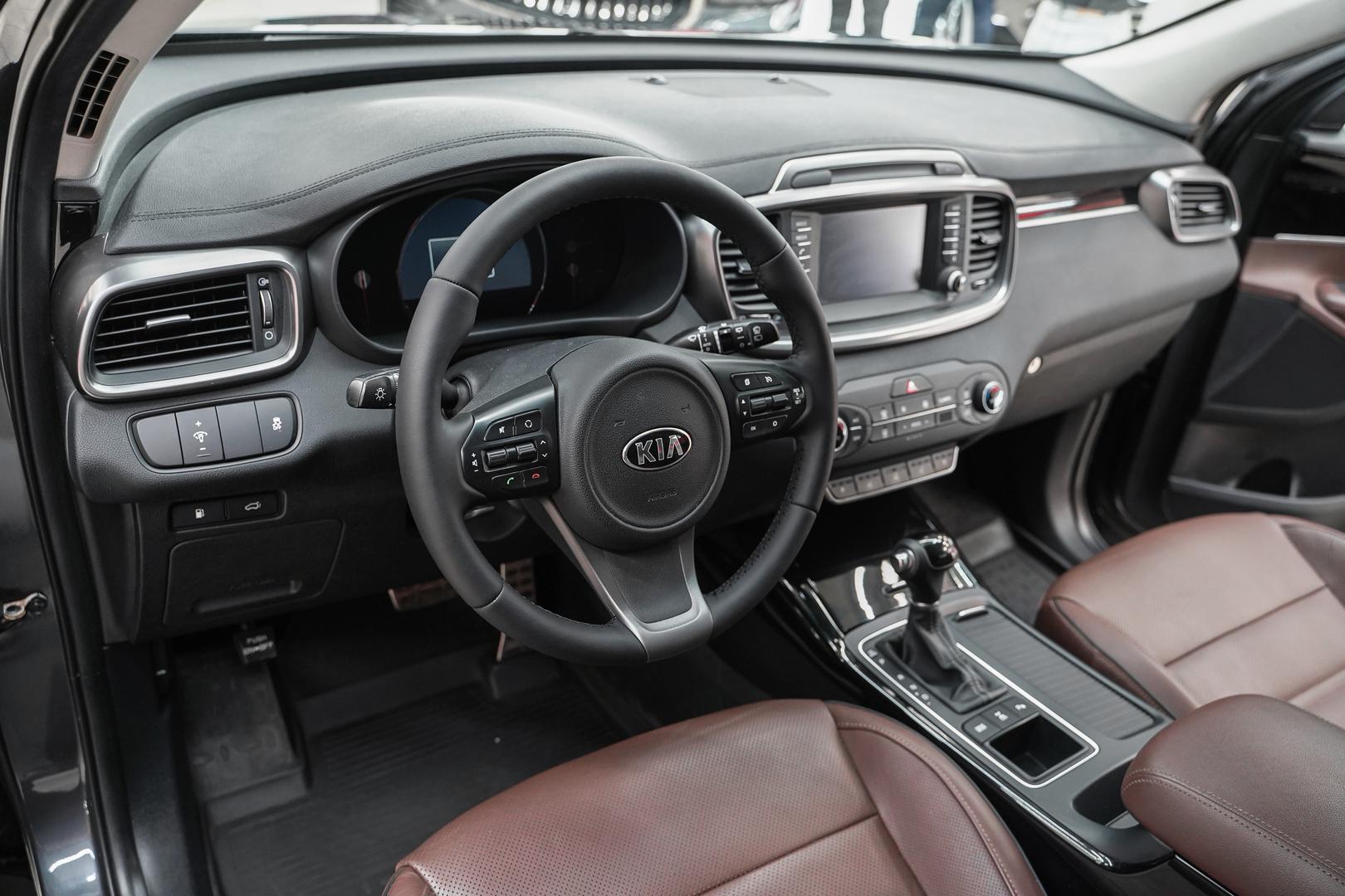 Kia Sorento 2017, серый, ДЦ Орехово
