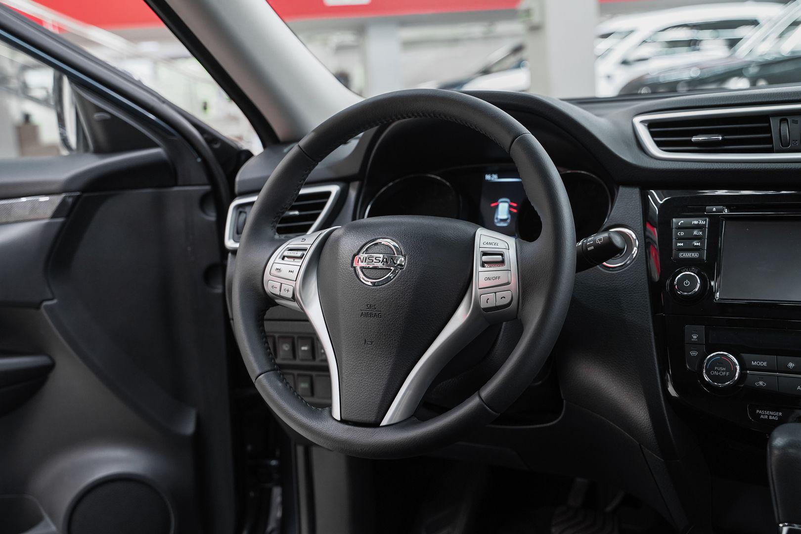 Nissan X-Trail 2015, синий, ДЦ Орехово