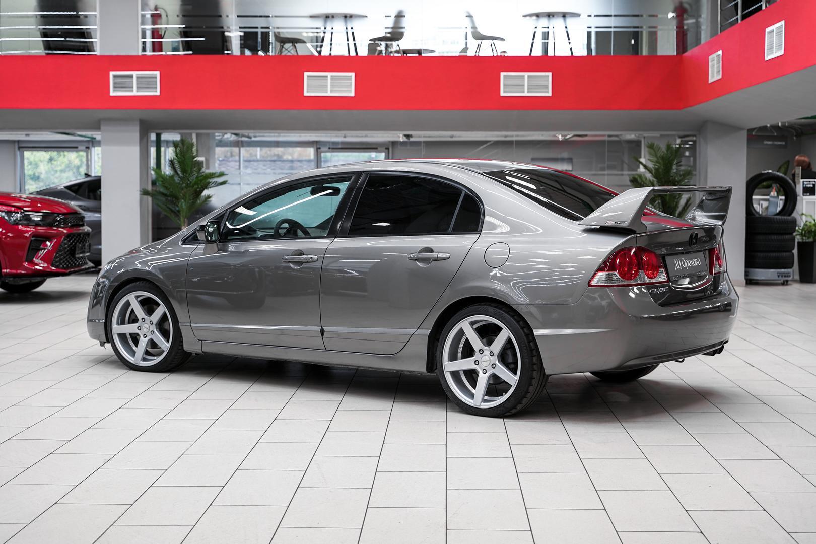 Honda Civic 2008, серый, ДЦ Орехово