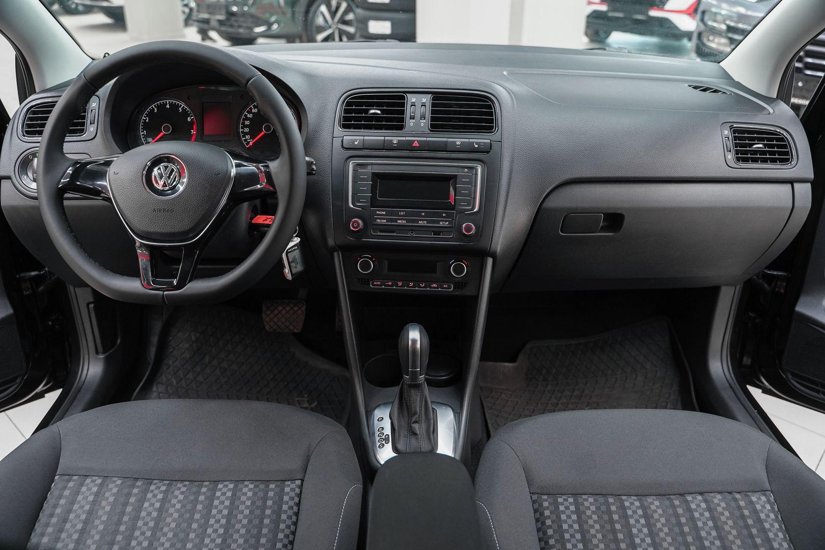 Volkswagen Polo 2017, черный, ДЦ Орехово