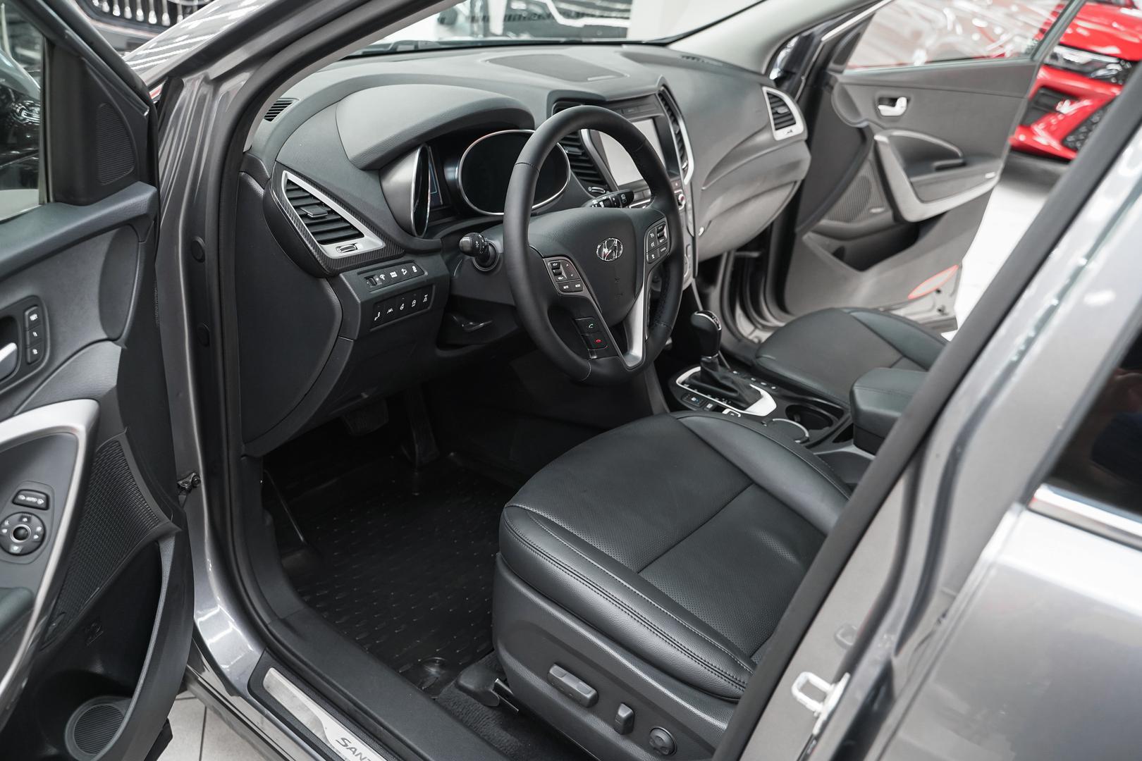 Hyundai Santa Fe 2017, серый, ДЦ Орехово