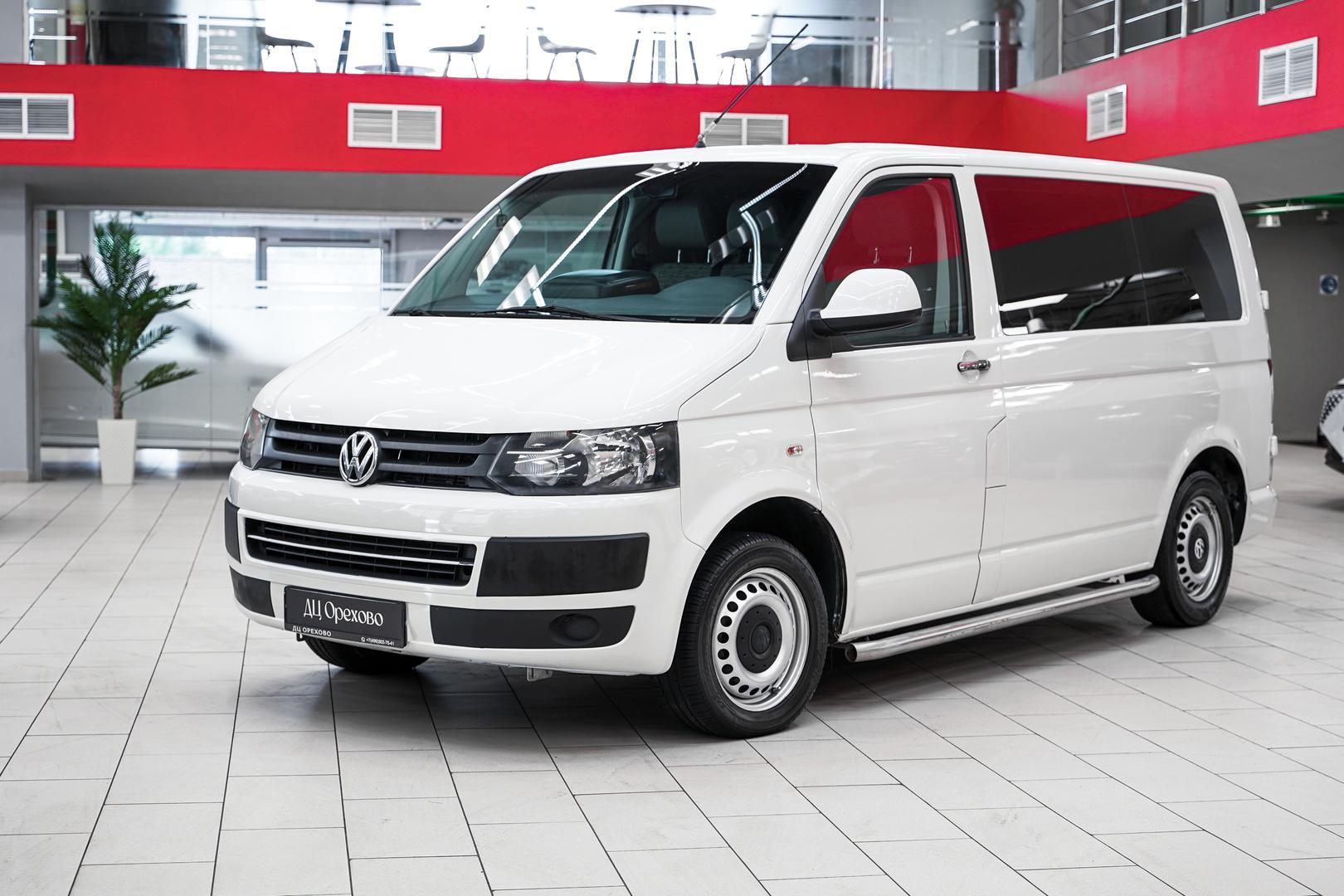 Volkswagen Transporter 2010, белый, ДЦ Орехово